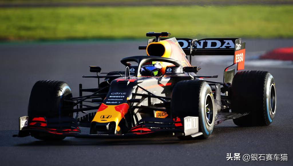 哈斯车队鏖战梅赛德斯，佩雷兹点燃赛场