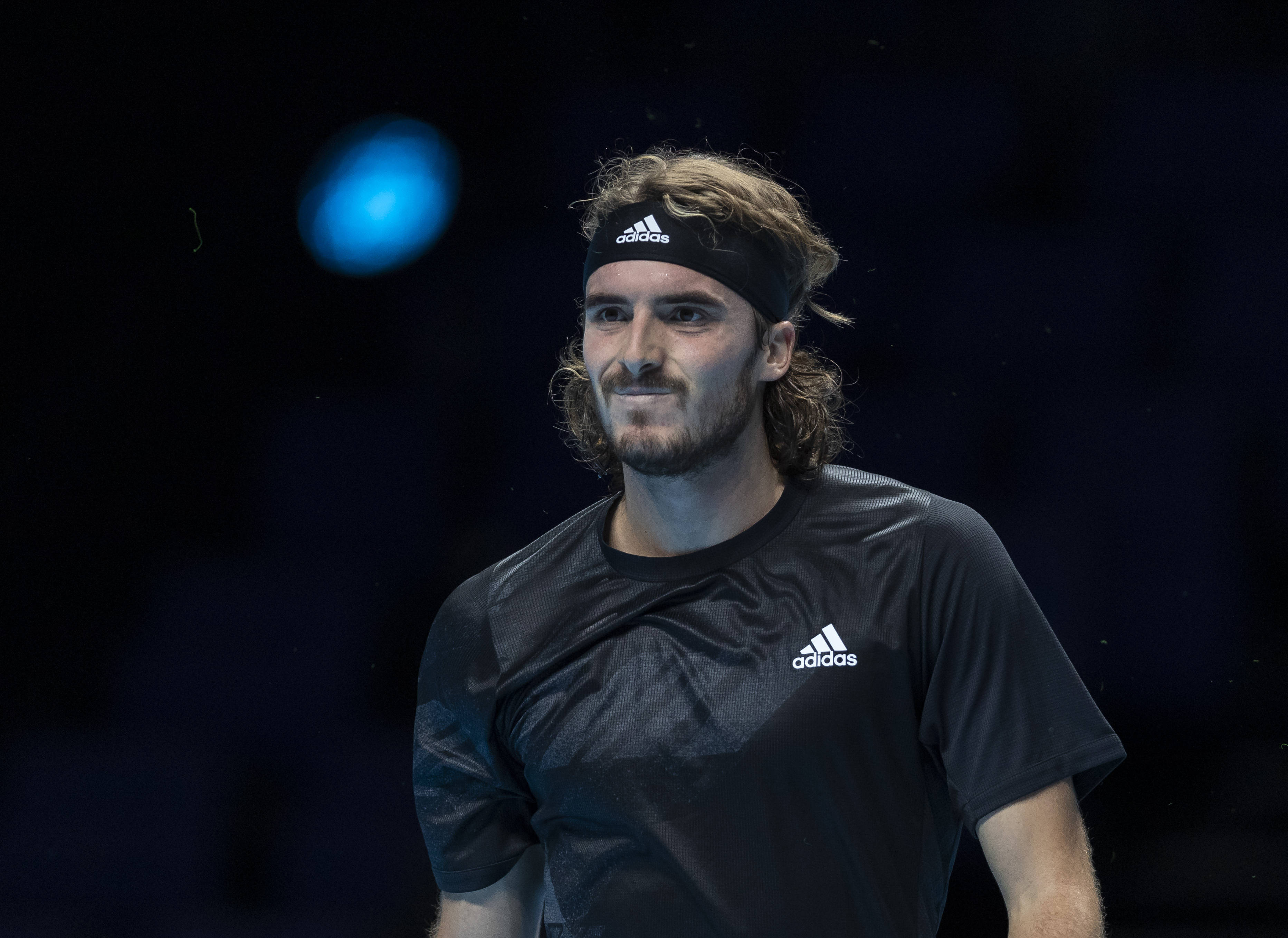 ATP总决赛鏖战年终总决赛,西西帕斯状态火热 ATP总决赛鏖战年终总决赛,西西帕斯状态火热